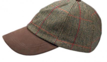 TWEED CAPS